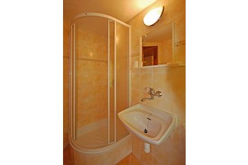 Eslovaquia Chata Jakubovany, Exterior